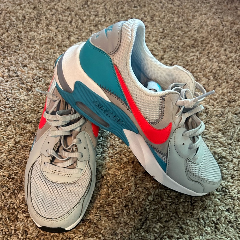 Nike Air Max size 9